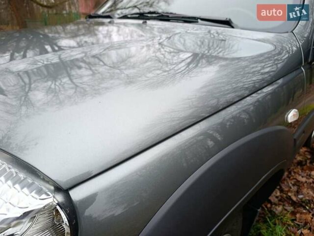 Серый ВАЗ 2123 Niva, объемом двигателя 1.69 л и пробегом 16 тыс. км за 10300 $, фото 57 на Automoto.ua