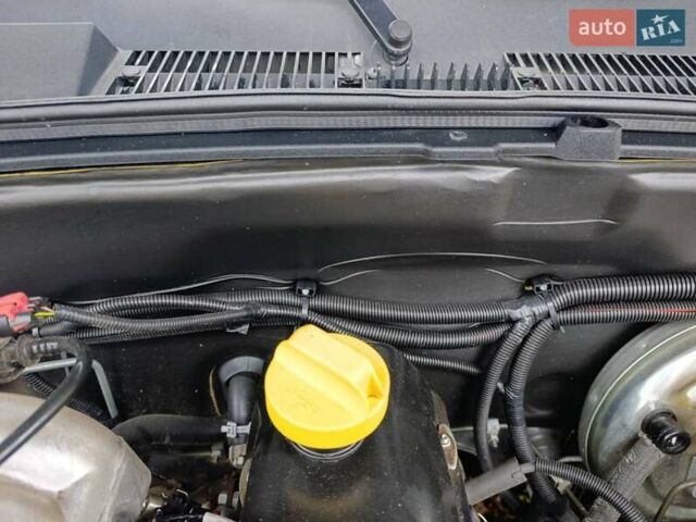 Серый ВАЗ 2123 Niva, объемом двигателя 1.69 л и пробегом 16 тыс. км за 10300 $, фото 42 на Automoto.ua