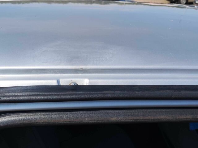 Серый ВАЗ 2123 Niva, объемом двигателя 1.69 л и пробегом 360 тыс. км за 2900 $, фото 20 на Automoto.ua