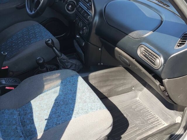 Серый ВАЗ 2123 Niva, объемом двигателя 1.69 л и пробегом 360 тыс. км за 2900 $, фото 21 на Automoto.ua