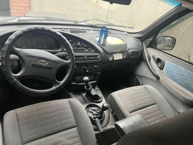 Серый ВАЗ 2123 Niva, объемом двигателя 1.7 л и пробегом 100 тыс. км за 3500 $, фото 11 на Automoto.ua