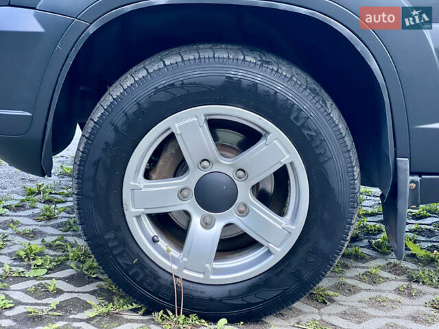 Серый ВАЗ 2123 Niva, объемом двигателя 1.69 л и пробегом 78 тыс. км за 9600 $, фото 15 на Automoto.ua