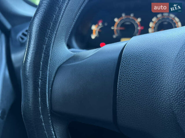 Серый ВАЗ 2123 Niva, объемом двигателя 1.69 л и пробегом 78 тыс. км за 9600 $, фото 26 на Automoto.ua