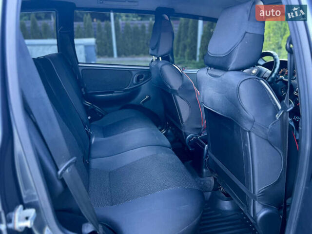 Серый ВАЗ 2123 Niva, объемом двигателя 1.69 л и пробегом 78 тыс. км за 9600 $, фото 7 на Automoto.ua