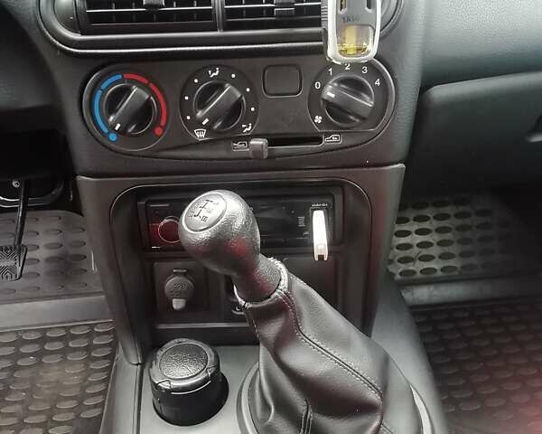 Серый ВАЗ 2123 Niva, объемом двигателя 1.69 л и пробегом 17 тыс. км за 11880 $, фото 10 на Automoto.ua