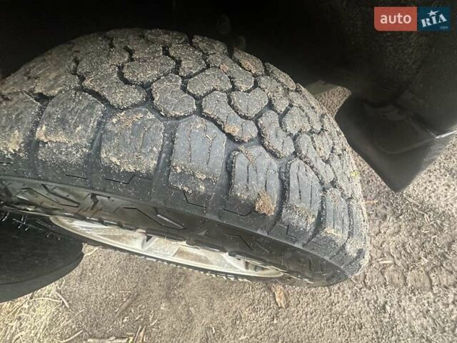 Сірий ВАЗ 2123 Niva, об'ємом двигуна 1.69 л та пробігом 132 тис. км за 8500 $, фото 3 на Automoto.ua