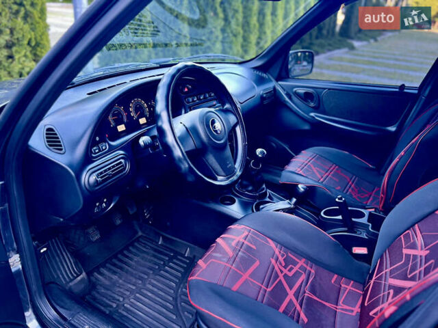 Серый ВАЗ 2123 Niva, объемом двигателя 1.69 л и пробегом 78 тыс. км за 9600 $, фото 12 на Automoto.ua