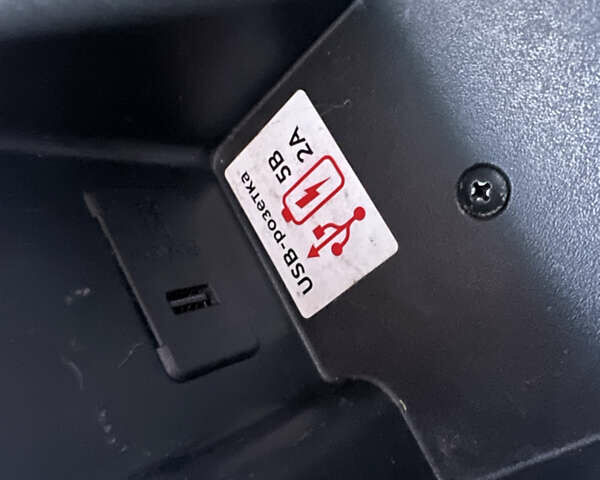 Серый ВАЗ 2123 Niva, объемом двигателя 1.69 л и пробегом 78 тыс. км за 9600 $, фото 41 на Automoto.ua