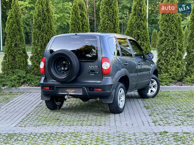 Серый ВАЗ 2123 Niva, объемом двигателя 1.69 л и пробегом 78 тыс. км за 9600 $, фото 17 на Automoto.ua