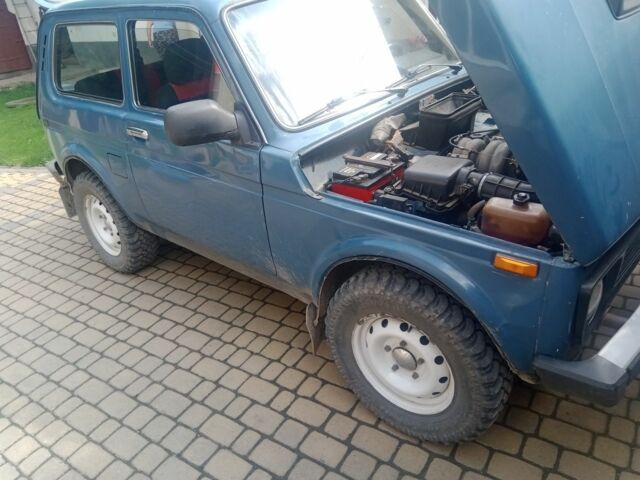 Синій ВАЗ 2123 Niva, об'ємом двигуна 1.7 л та пробігом 87 тис. км за 2999 $, фото 6 на Automoto.ua