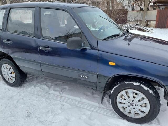 Синій ВАЗ 2123 Niva, об'ємом двигуна 1.7 л та пробігом 160 тис. км за 3500 $, фото 1 на Automoto.ua