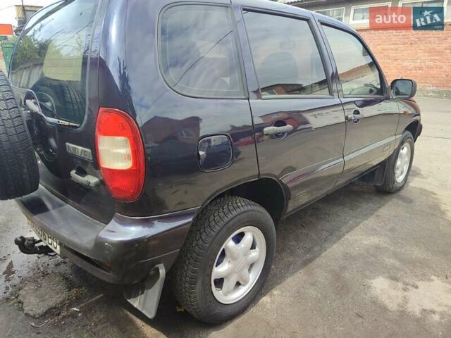 Синій ВАЗ 2123 Niva, об'ємом двигуна 1.69 л та пробігом 102 тис. км за 4300 $, фото 2 на Automoto.ua