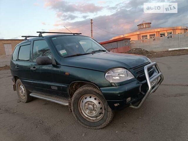 Зеленый ВАЗ 2123 Niva, объемом двигателя 1.69 л и пробегом 300 тыс. км за 3100 $, фото 5 на Automoto.ua