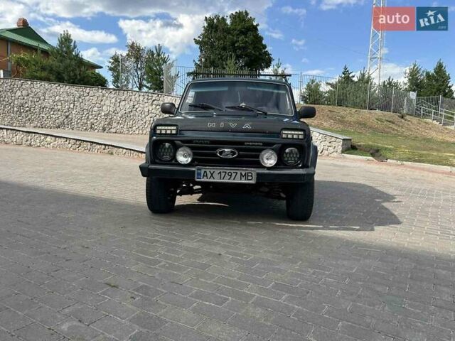Зеленый ВАЗ 2123 Niva, объемом двигателя 1.69 л и пробегом 250 тыс. км за 4450 $, фото 6 на Automoto.ua