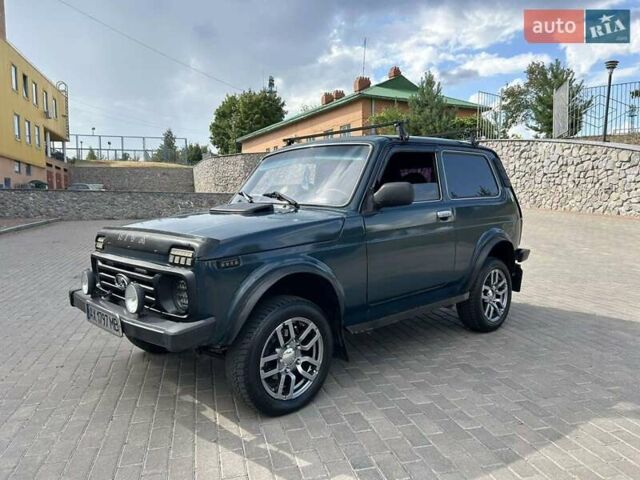 Зеленый ВАЗ 2123 Niva, объемом двигателя 1.69 л и пробегом 250 тыс. км за 4450 $, фото 10 на Automoto.ua