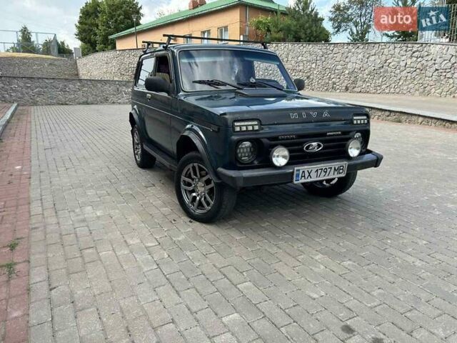 Зеленый ВАЗ 2123 Niva, объемом двигателя 1.69 л и пробегом 250 тыс. км за 4450 $, фото 4 на Automoto.ua
