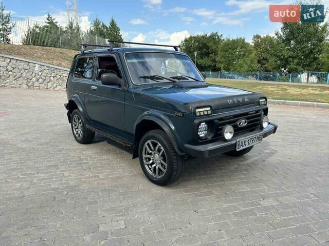Зеленый ВАЗ 2123 Niva, объемом двигателя 1.69 л и пробегом 250 тыс. км за 4450 $, фото 14 на Automoto.ua