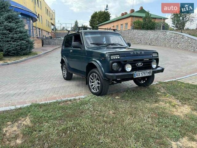 Зеленый ВАЗ 2123 Niva, объемом двигателя 1.69 л и пробегом 250 тыс. км за 4450 $, фото 17 на Automoto.ua