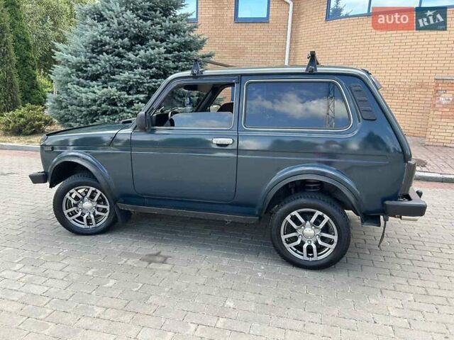 Зеленый ВАЗ 2123 Niva, объемом двигателя 1.69 л и пробегом 250 тыс. км за 4450 $, фото 16 на Automoto.ua