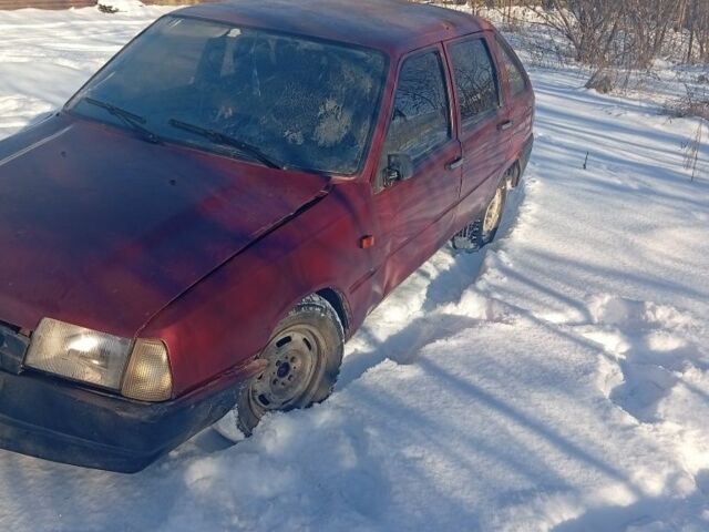 Красный ВАЗ 2129, объемом двигателя 1.6 л и пробегом 17 тыс. км за 350 $, фото 1 на Automoto.ua