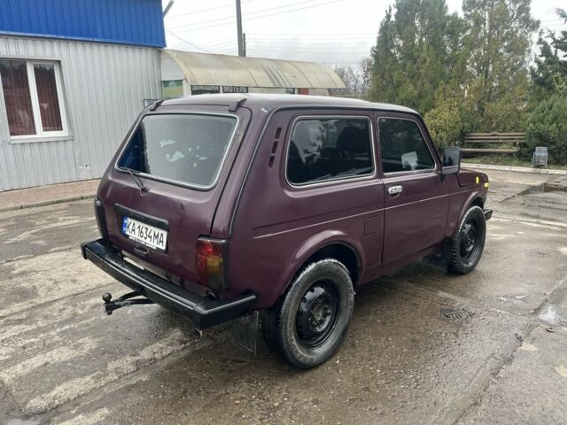 Червоний ВАЗ 2129, об'ємом двигуна 1.7 л та пробігом 228 тис. км за 2000 $, фото 6 на Automoto.ua