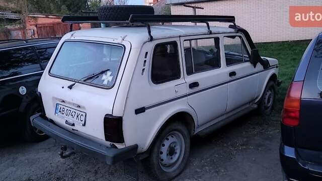 Білий ВАЗ 2131 Нива, об'ємом двигуна 1.69 л та пробігом 150 тис. км за 2700 $, фото 2 на Automoto.ua