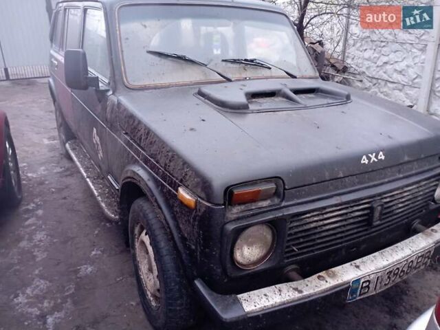 Черный ВАЗ 2131 Нива, объемом двигателя 1.69 л и пробегом 159 тыс. км за 1650 $, фото 5 на Automoto.ua