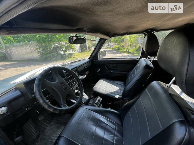 ВАЗ 2131 Нива, объемом двигателя 0 л и пробегом 180 тыс. км за 3200 $, фото 4 на Automoto.ua