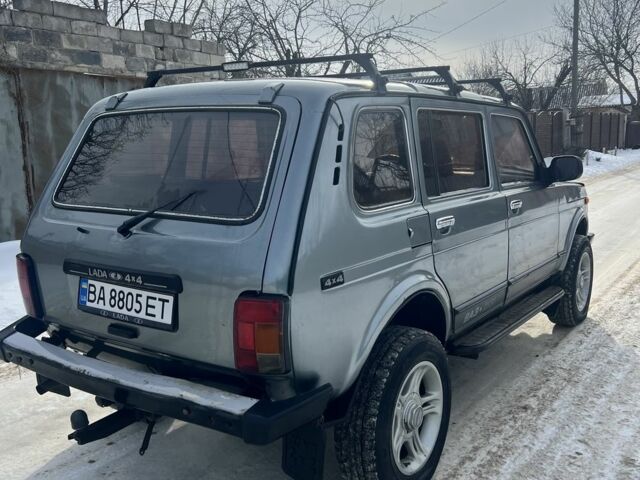Серый ВАЗ 2131 Нива, объемом двигателя 1.7 л и пробегом 170 тыс. км за 4200 $, фото 1 на Automoto.ua