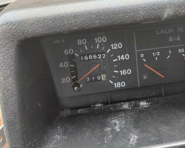 Сірий ВАЗ 2131 Нива, об'ємом двигуна 1.7 л та пробігом 168 тис. км за 4700 $, фото 6 на Automoto.ua