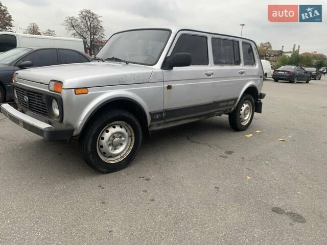 Серый ВАЗ 2131 Нива, объемом двигателя 1.7 л и пробегом 253 тыс. км за 2900 $, фото 14 на Automoto.ua