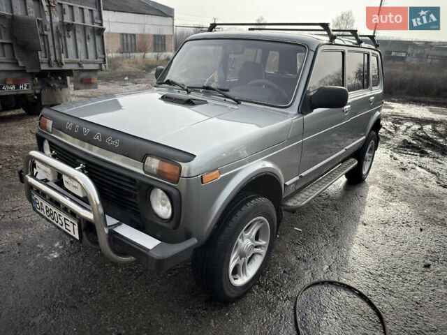 Сірий ВАЗ 2131 Нива, об'ємом двигуна 1.69 л та пробігом 120 тис. км за 5000 $, фото 24 на Automoto.ua