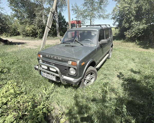 Сірий ВАЗ 2131 Нива, об'ємом двигуна 1.69 л та пробігом 120 тис. км за 5000 $, фото 33 на Automoto.ua