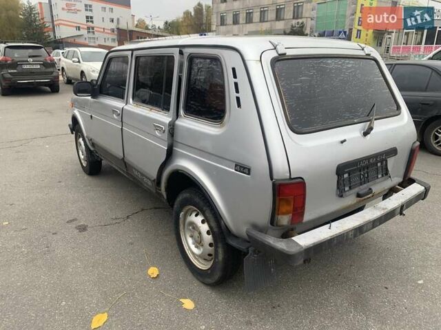 Серый ВАЗ 2131 Нива, объемом двигателя 1.7 л и пробегом 253 тыс. км за 2900 $, фото 7 на Automoto.ua