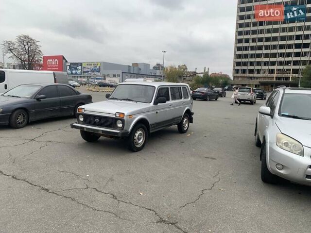 Серый ВАЗ 2131 Нива, объемом двигателя 1.7 л и пробегом 253 тыс. км за 2900 $, фото 12 на Automoto.ua
