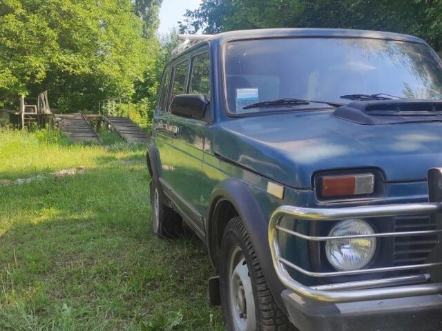 Синий ВАЗ 2131 Нива, объемом двигателя 0 л и пробегом 115 тыс. км за 3000 $, фото 1 на Automoto.ua