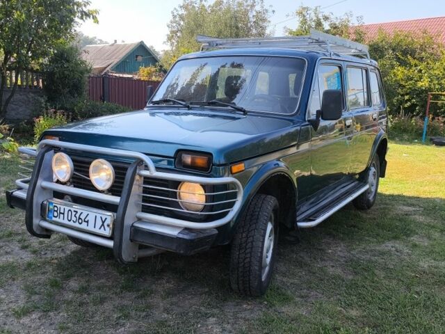 Зеленый ВАЗ 2131 Нива, объемом двигателя 0 л и пробегом 1000 тыс. км за 3200 $, фото 2 на Automoto.ua