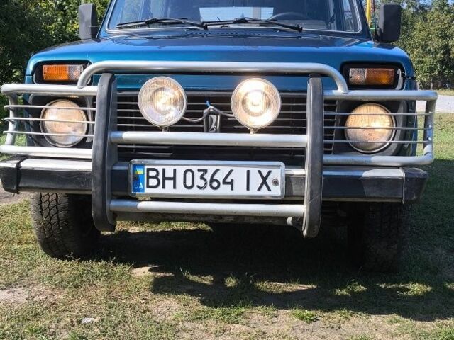 Зеленый ВАЗ 2131 Нива, объемом двигателя 0 л и пробегом 1000 тыс. км за 3200 $, фото 3 на Automoto.ua