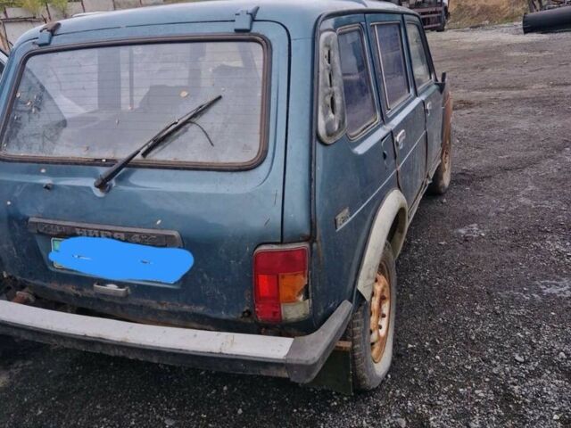 ВАЗ 2131 Нива 2004 в Днепре (Днепропетровске) на Automoto.ua Зеленый ВАЗ 2131 Нива, объемом двигателя 0 л и пробегом 100 тыс. км за 800 $, фото 3 на Automoto.ua