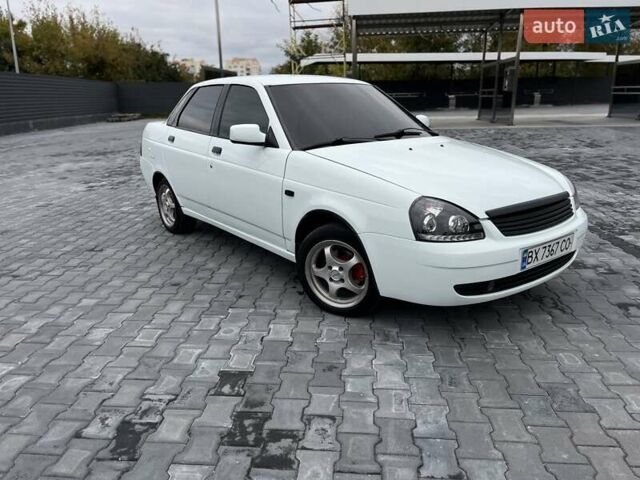 Білий ВАЗ 2170 Priora, об'ємом двигуна 1.6 л та пробігом 299 тис. км за 2990 $, фото 26 на Automoto.ua