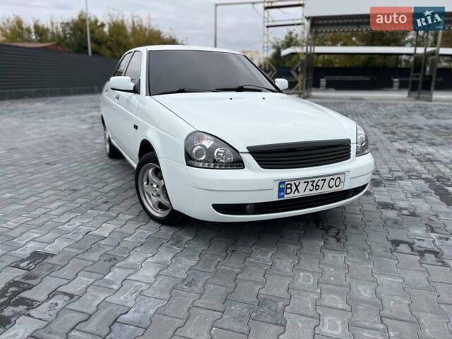 Білий ВАЗ 2170 Priora, об'ємом двигуна 1.6 л та пробігом 299 тис. км за 2990 $, фото 8 на Automoto.ua
