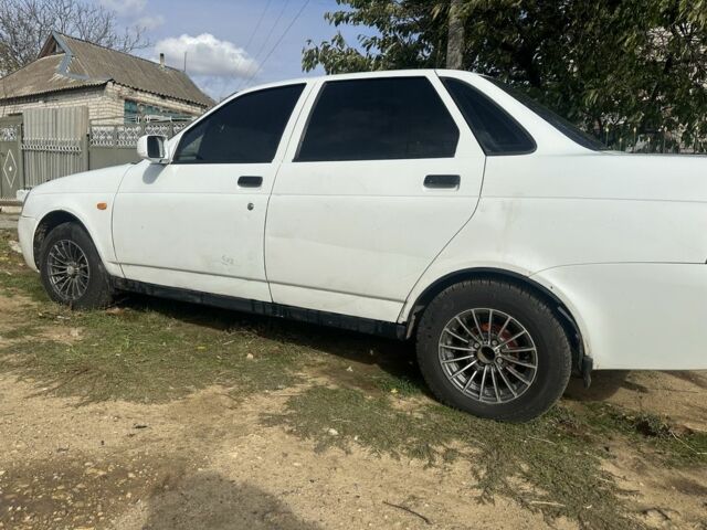 ВАЗ 2170 Priora 2008 в Херсоне на Automoto.ua Белый ВАЗ 2170 Priora, объемом двигателя 1.6 л и пробегом 1 тыс. км за 1600 $, фото 3 на Automoto.ua