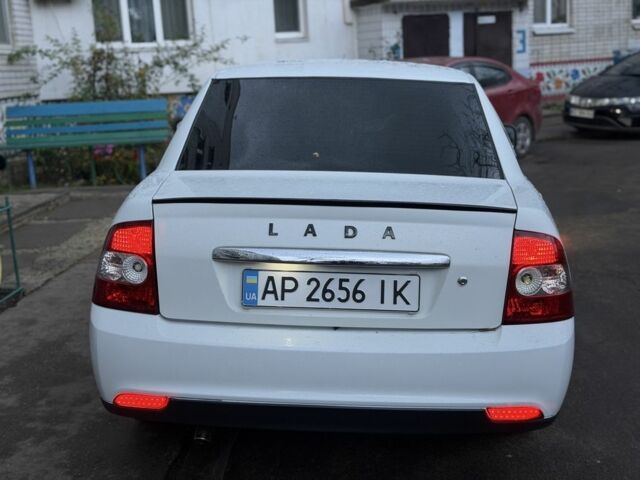 Белый ВАЗ 2170 Priora, объемом двигателя 1.6 л и пробегом 120 тыс. км за 4500 $, фото 3 на Automoto.ua