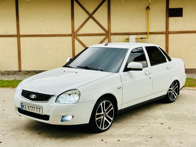 Белый ВАЗ 2170 Priora, объемом двигателя 1.6 л и пробегом 127 тыс. км за 5700 $, фото 8 на Automoto.ua
