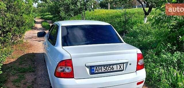 Білий ВАЗ 2170 Priora, об'ємом двигуна 1.6 л та пробігом 205 тис. км за 3700 $, фото 7 на Automoto.ua