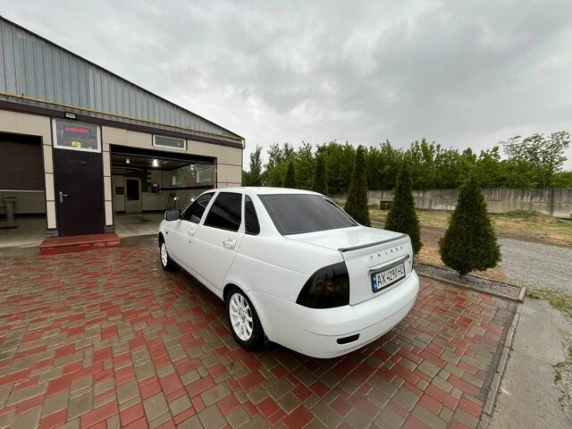 Білий ВАЗ 2170 Priora, об'ємом двигуна 0 л та пробігом 180 тис. км за 2900 $, фото 3 на Automoto.ua