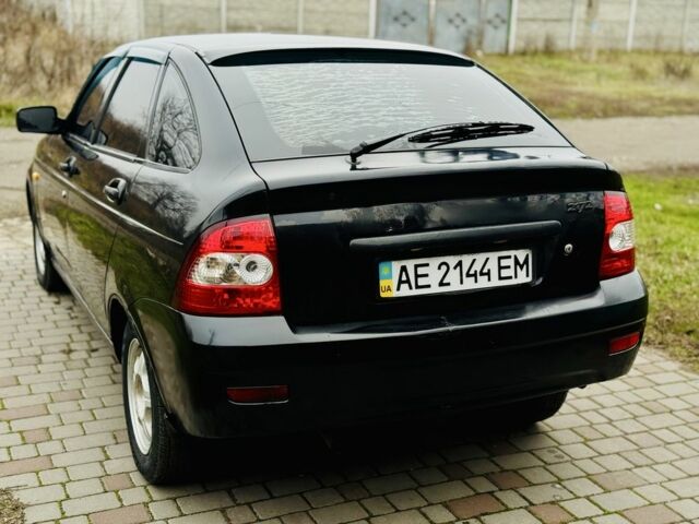 Чорний ВАЗ 2170 Priora, об'ємом двигуна 1.6 л та пробігом 300 тис. км за 1800 $, фото 6 на Automoto.ua