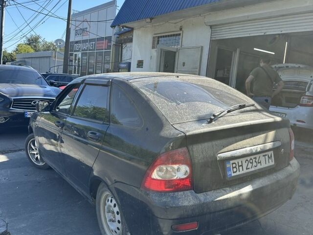Черный ВАЗ 2170 Priora, объемом двигателя 1.6 л и пробегом 200 тыс. км за 1550 $, фото 2 на Automoto.ua