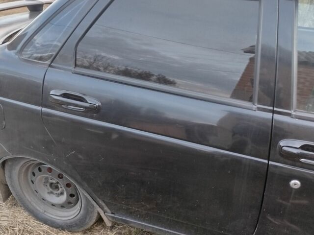 Чорний ВАЗ 2170 Priora, об'ємом двигуна 1.6 л та пробігом 390 тис. км за 1309 $, фото 2 на Automoto.ua