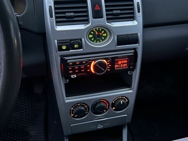 Черный ВАЗ 2170 Priora, объемом двигателя 1.6 л и пробегом 200 тыс. км за 2500 $, фото 19 на Automoto.ua